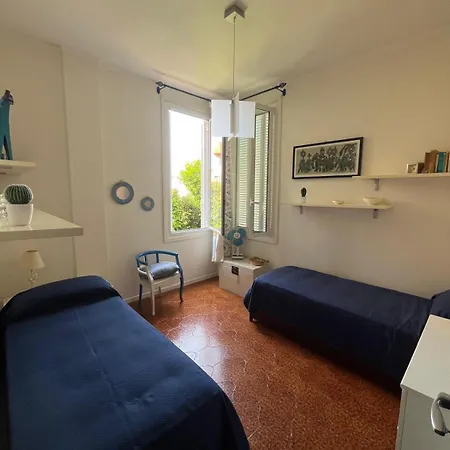 La Casa Di Giò * Varazze